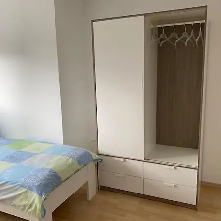 Διαμέρισμα Moderne Und Zentrale In *